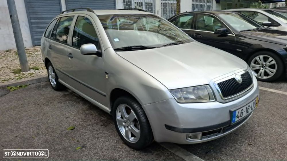 Skoda Fabia Break 1.4 Style - 4