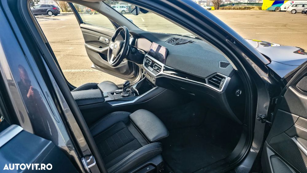 BMW Seria 3 330e Aut. Advantage - 11