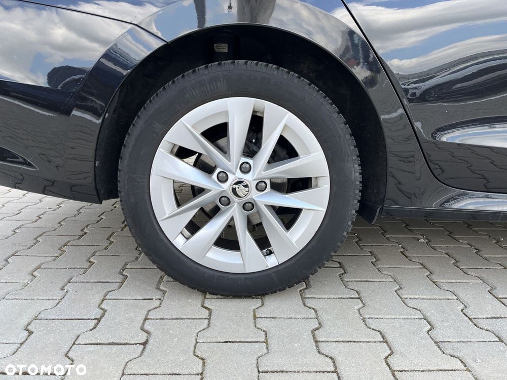 Skoda Octavia 2.0 TDI Ambition DSG - 19