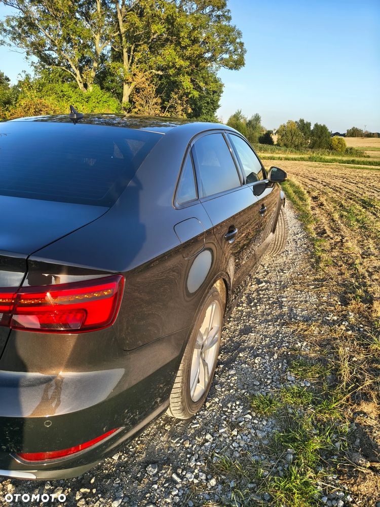 Audi A3 Limousine 1.6 TDI - 32