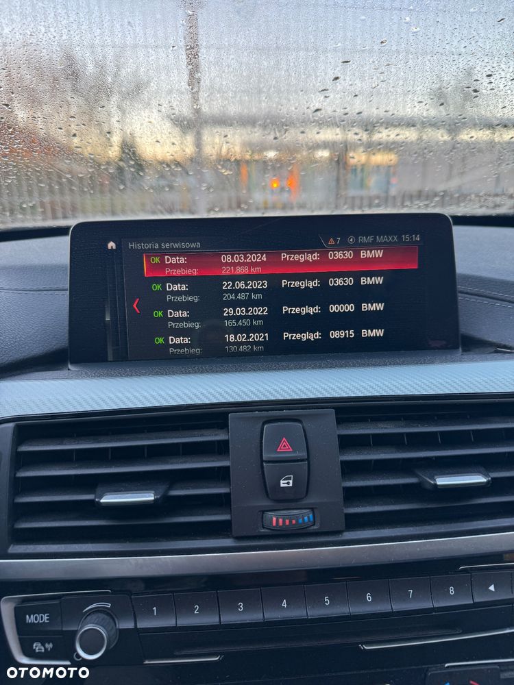 BMW Seria 3 320i Sport Line - 30