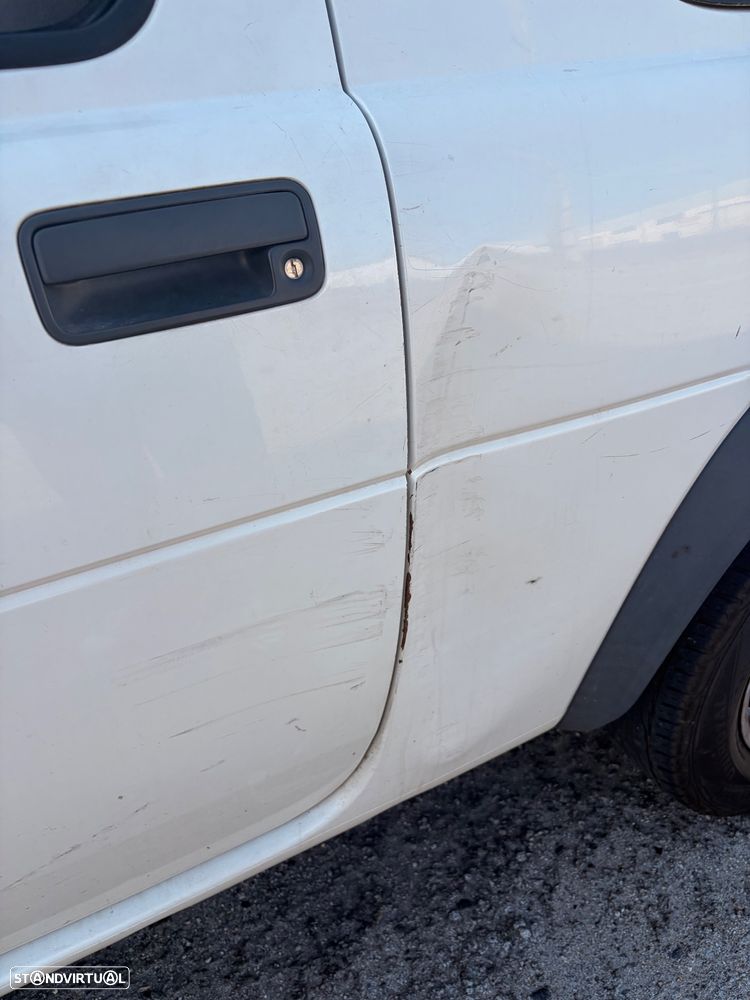 Land Rover Freelander 2.0 di - 9