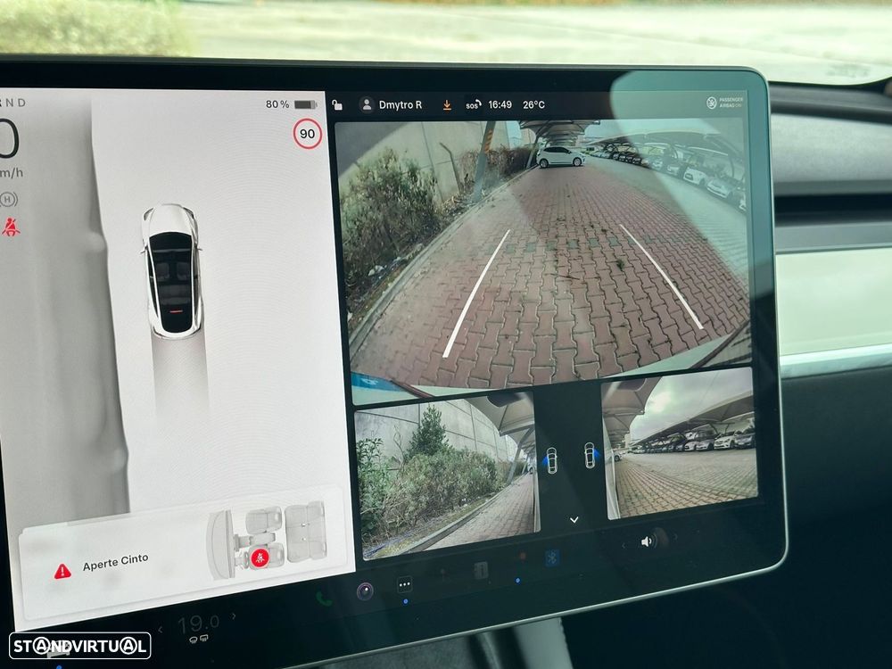 Tesla Model Y Standard RWD - 21