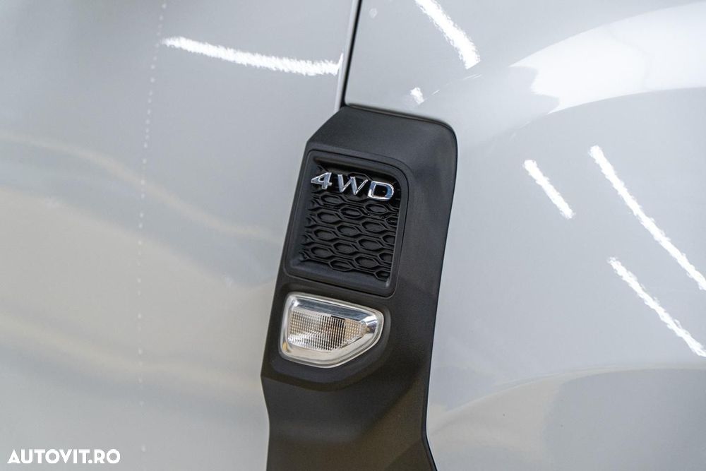 Dacia Duster 1.5 Blue dCi 4WD Comfort - 32