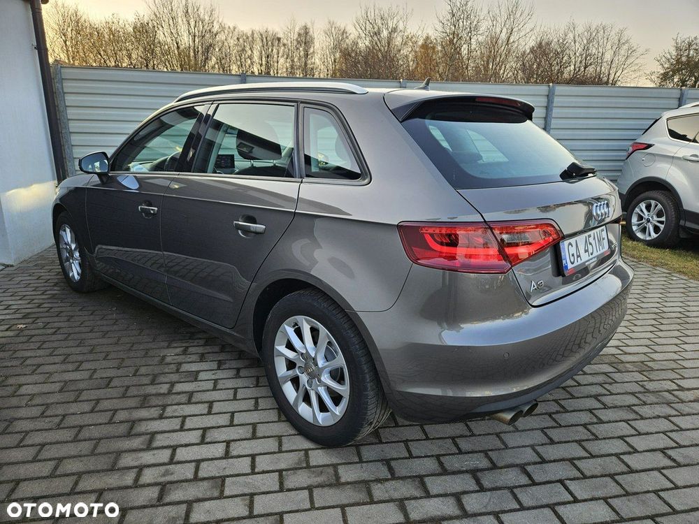 Audi A3 Sportback 1.4 TFSI Attraction - 2