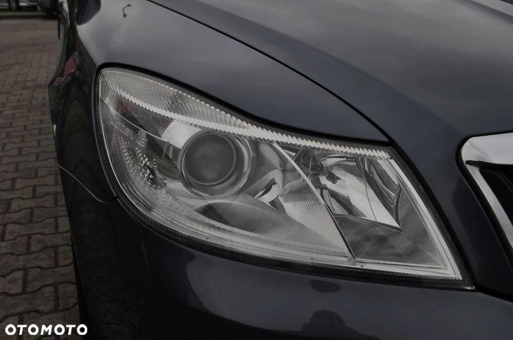 Skoda Octavia 1.6 Combi Selection - 32