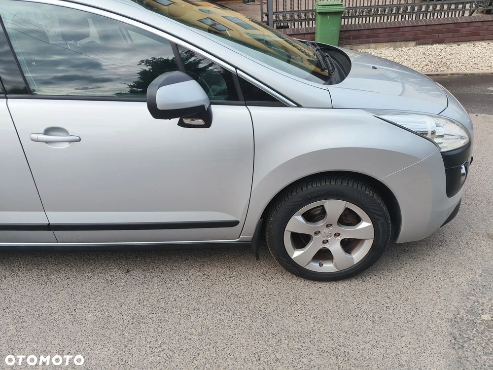Peugeot 3008 1.6 Premium - 31