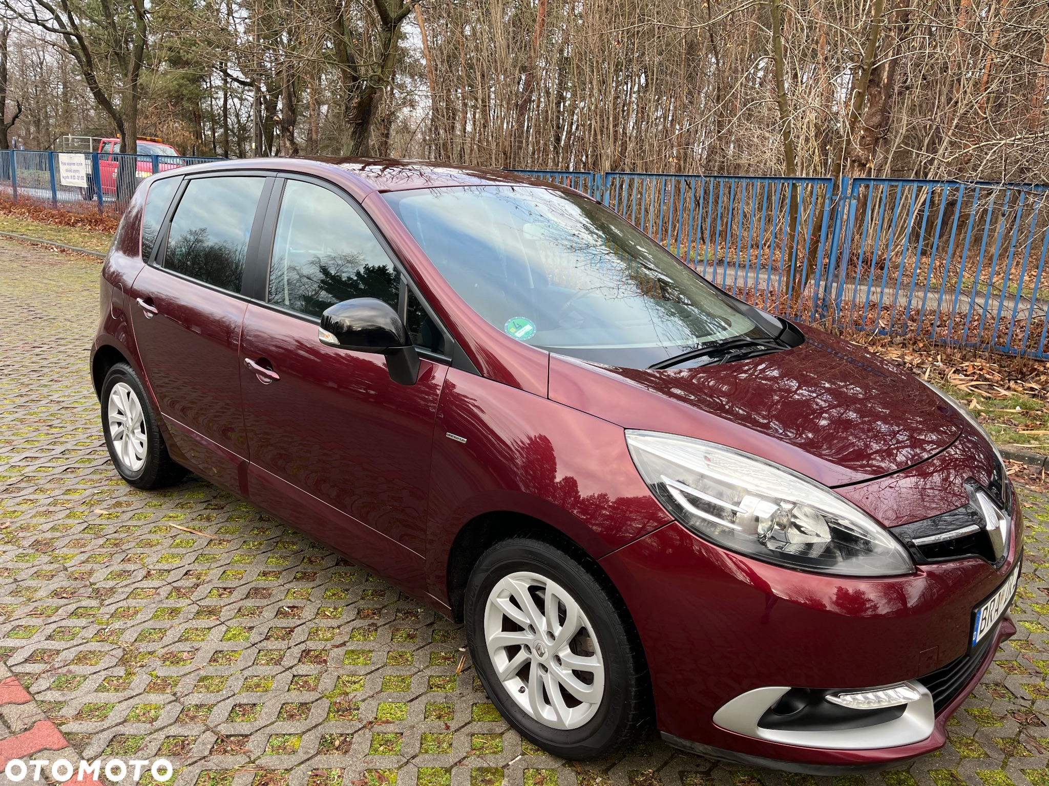 Renault Scenic ENERGY TCe 130 BOSE EDITION - 4