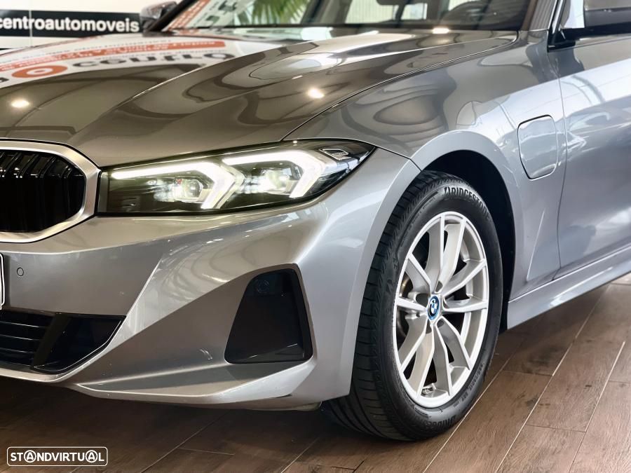 BMW 330 e Auto - 10