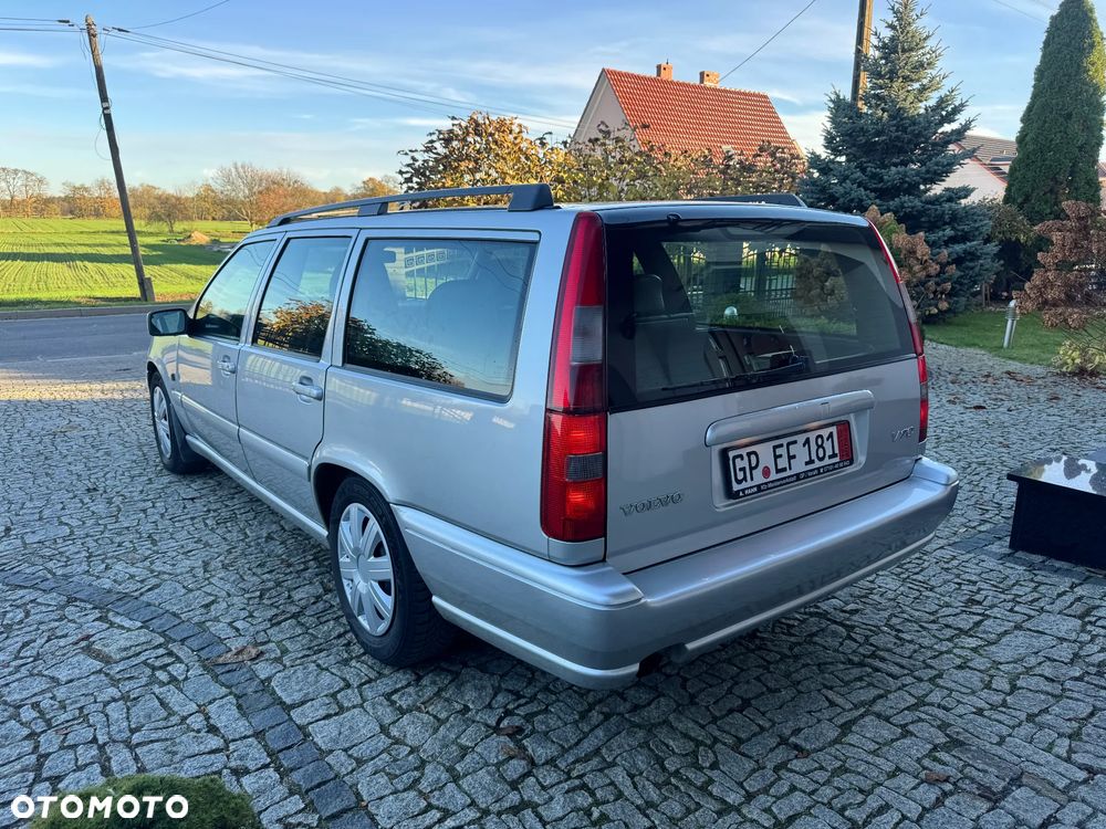 Volvo V70 2.4 T - 7