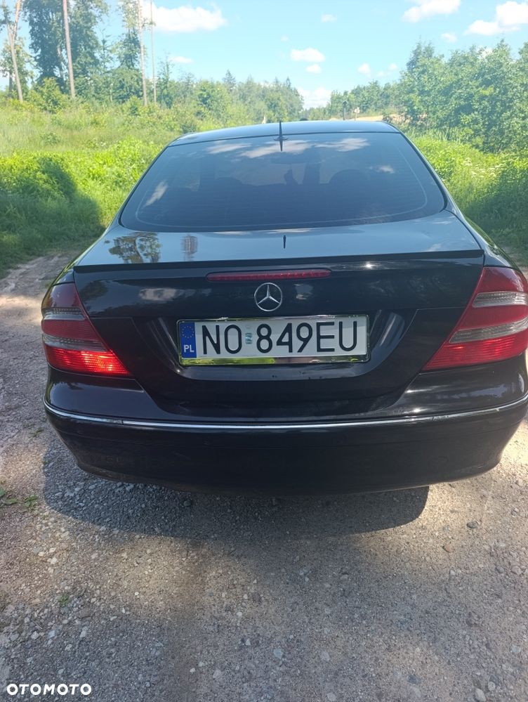 Mercedes-Benz CLK - 4