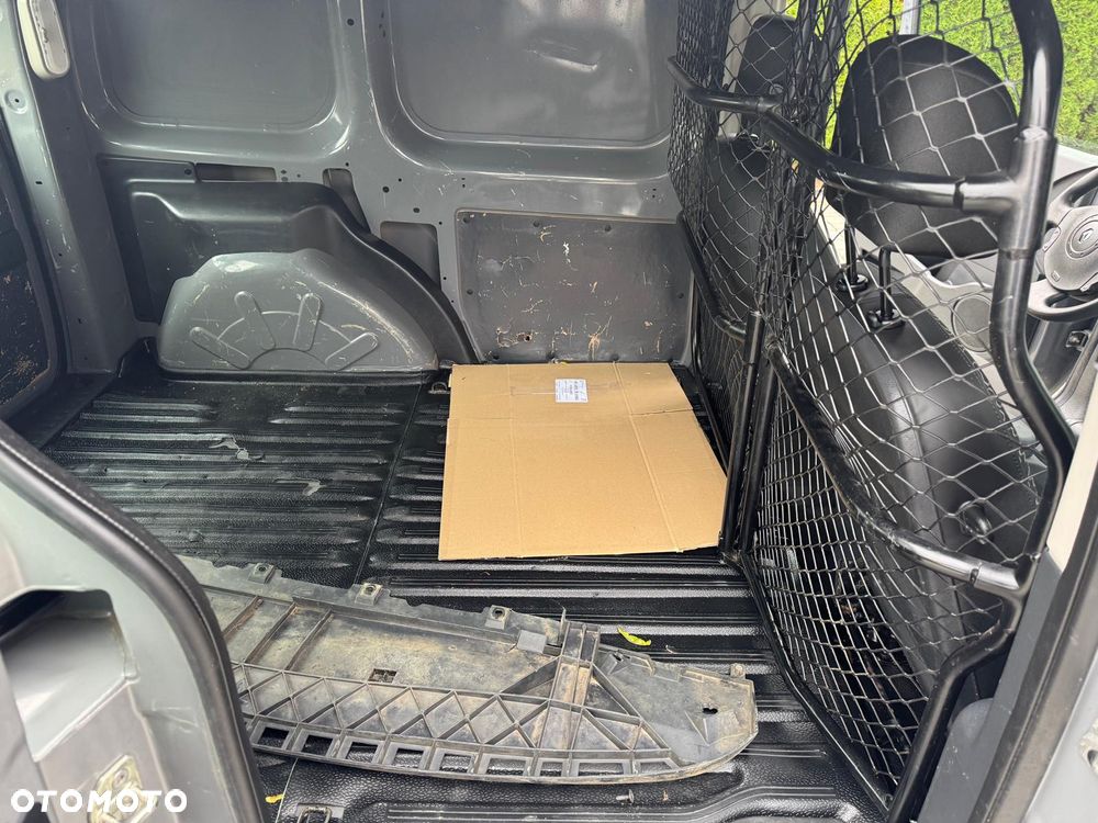 Renault KANGOO - 20
