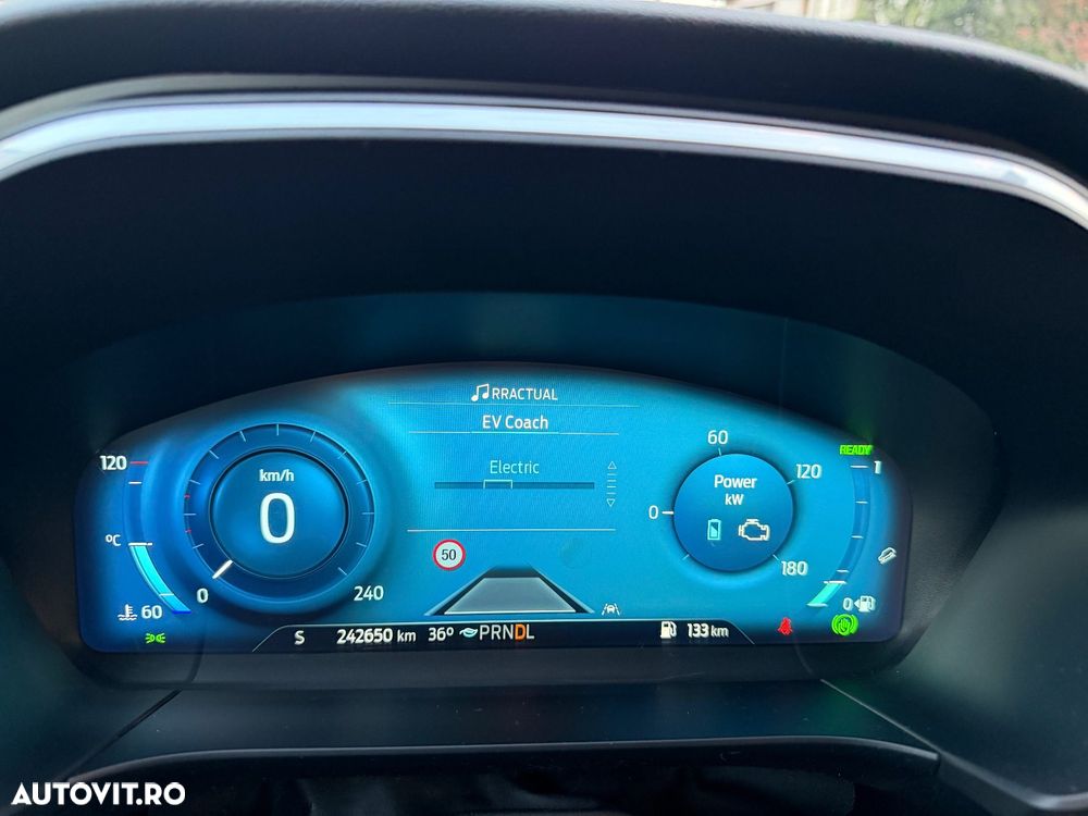 Ford Kuga 2.5 Duratec FHEV FWD Trend - 33