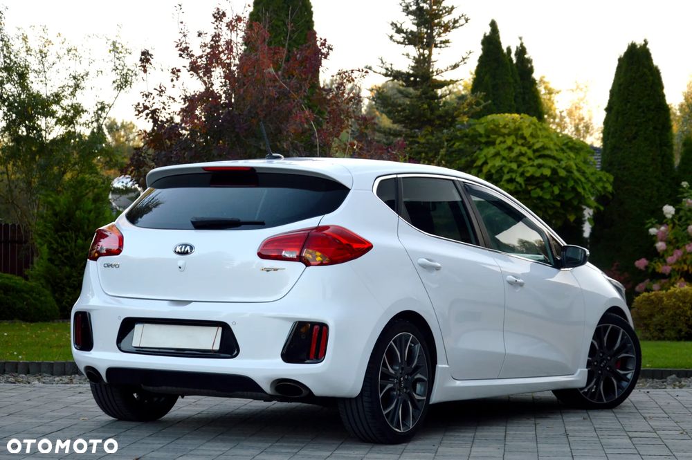 Kia Ceed 1.6 T-GDI GT-Challenge - 14