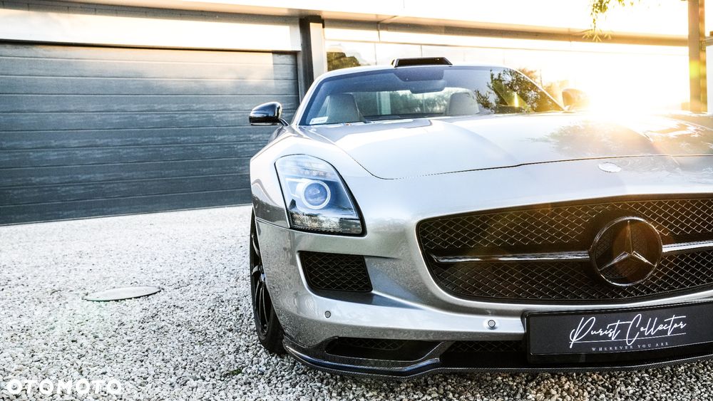 Mercedes-Benz SLS - 15