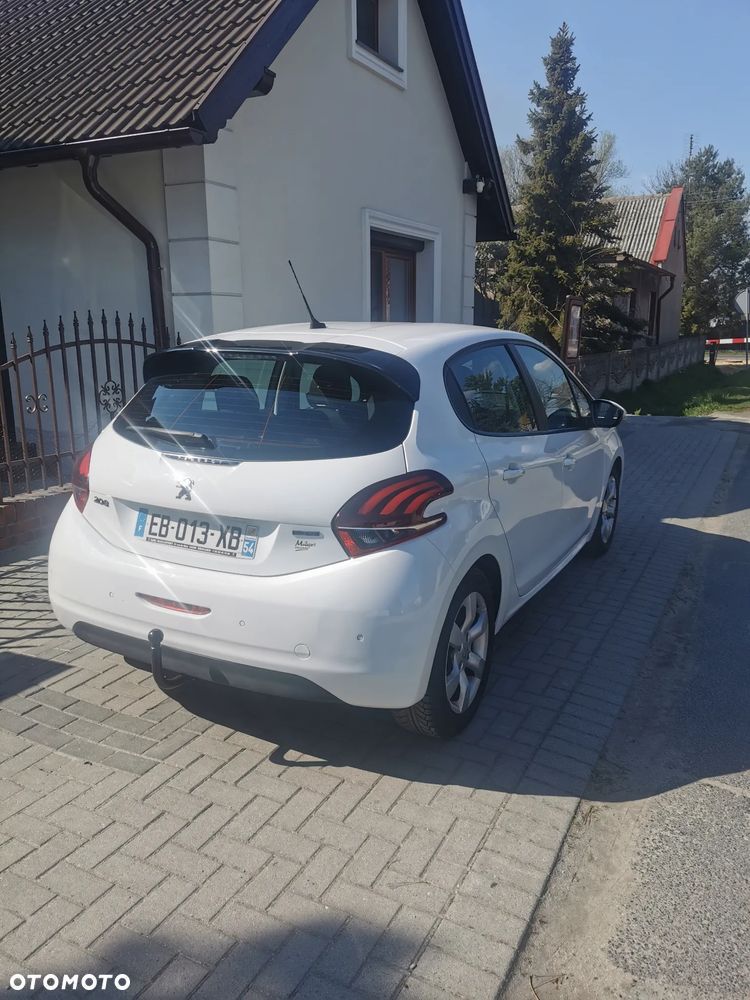 Peugeot 208 1.6 BlueHDi Active - 9