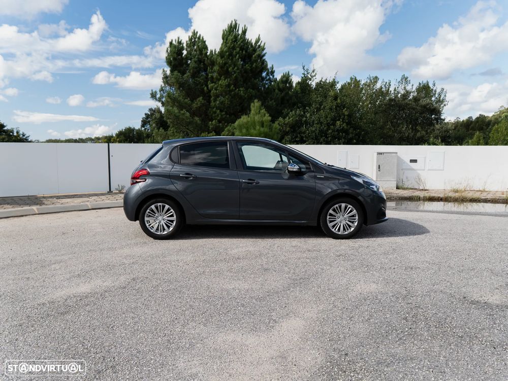 Peugeot 208 1.2 PureTech Style - 10