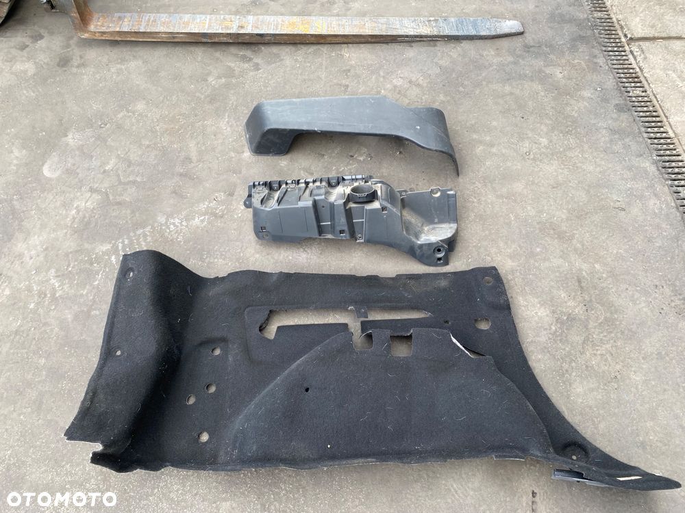 DACIA LODGY TAPICERKA BOCZEK PÓŁKA BAGAŻNIKA  PODSTAWKA NA NAPÓJ TRZECI RZĄD 7 osób wersja siedmio osobowa lewa tylna lewy tył lewa strona - 3