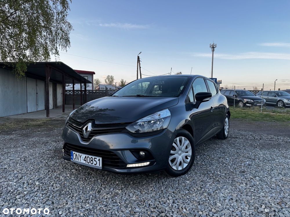 Renault Clio 1.2 16V 75 Start - 1