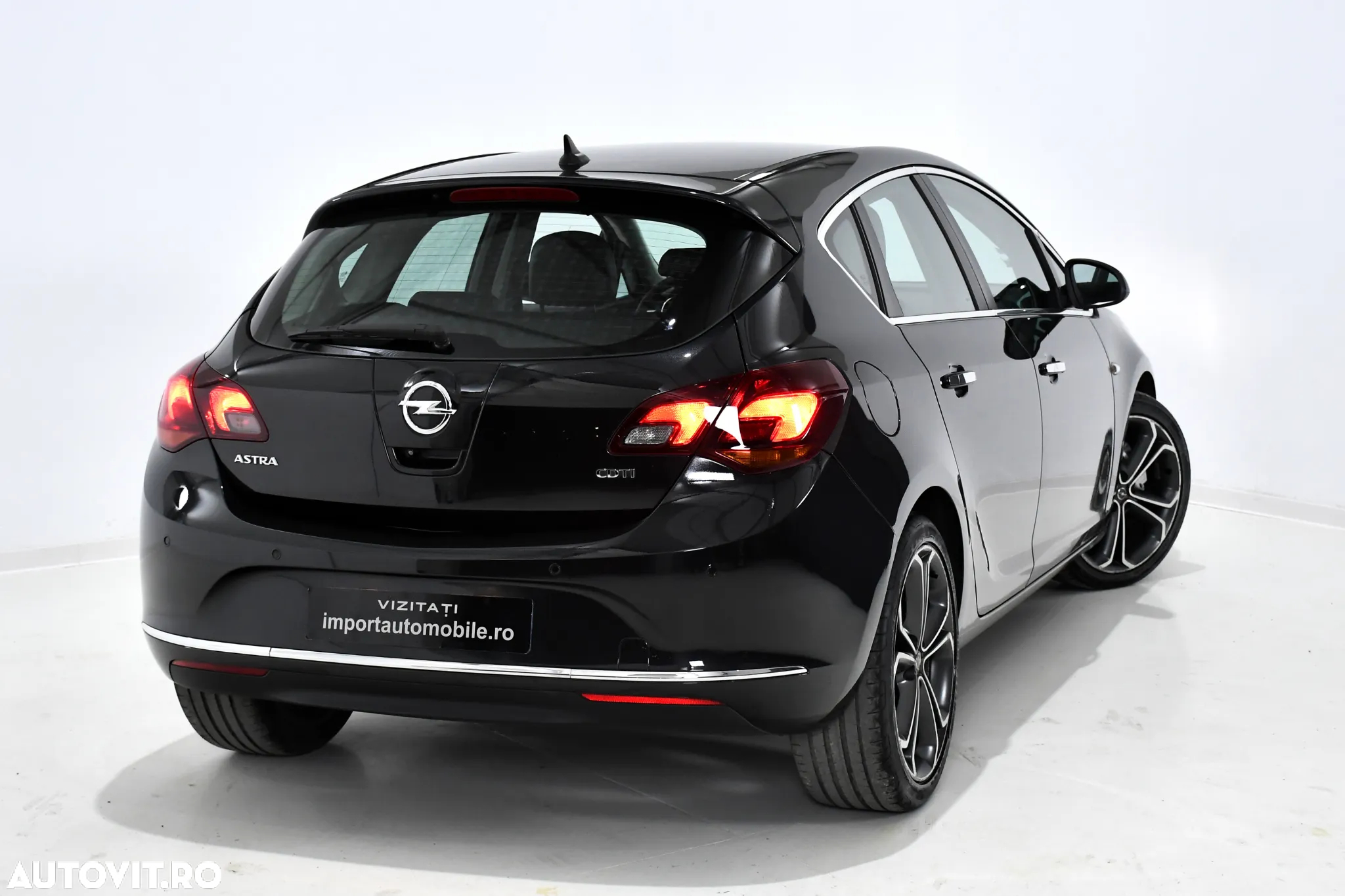 Opel Astra 1.7 CDTI DPF Active - 11