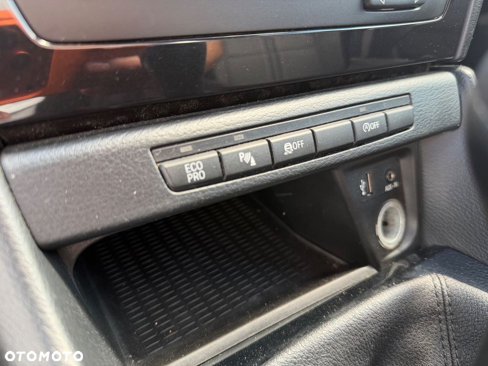 BMW X1 sDrive18d - 18