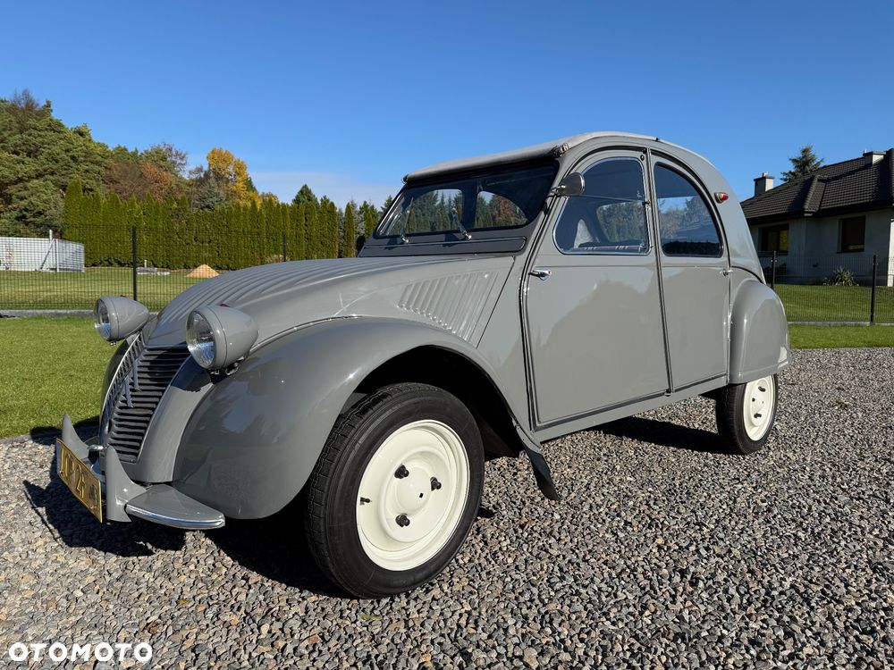 Citroën 2 CV - 1