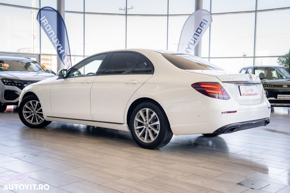 Mercedes-Benz E 220 d 4Matic 9G-TRONIC Avantgarde - 8