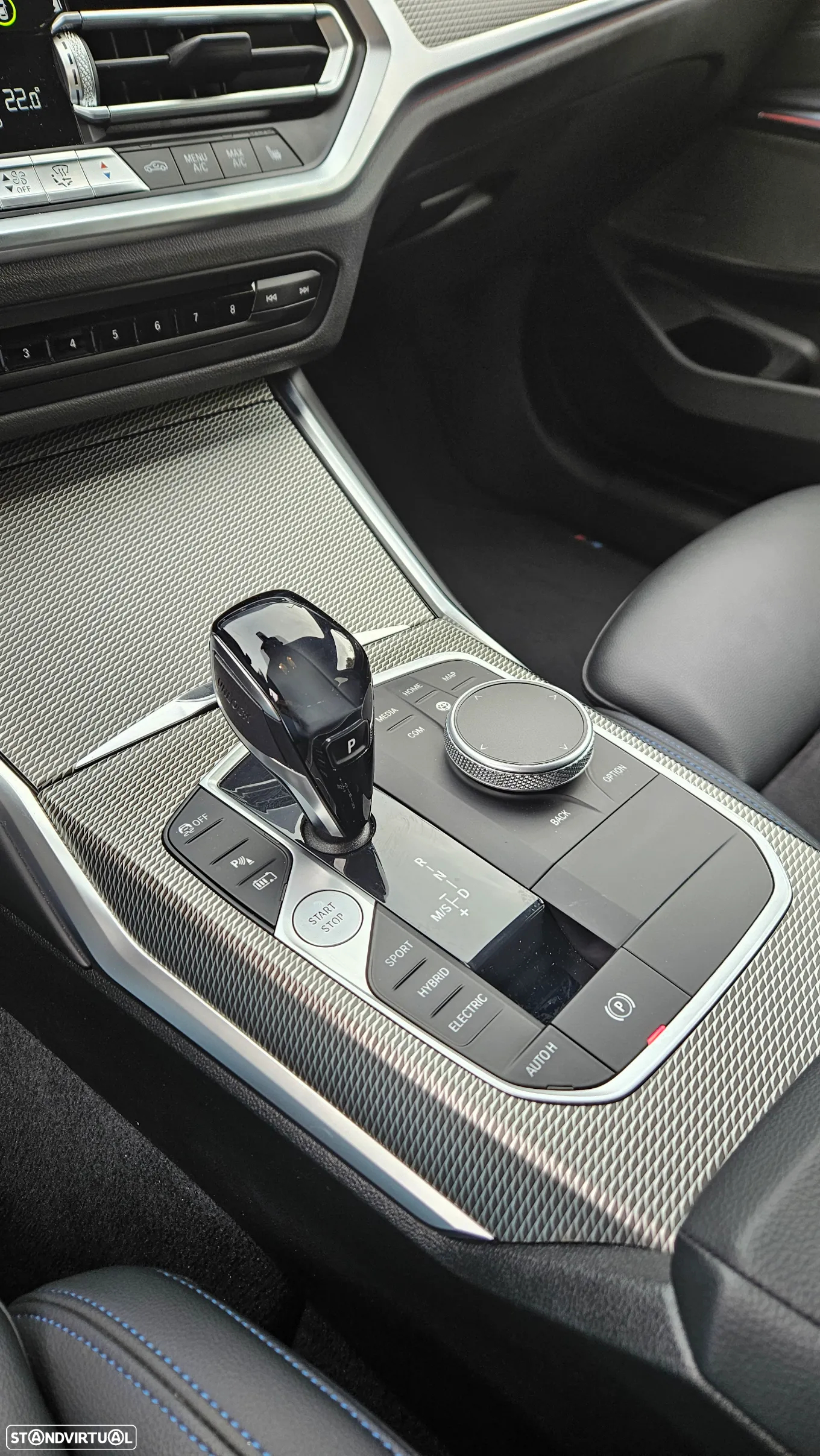 BMW 330 e Touring Pack M Auto - 33