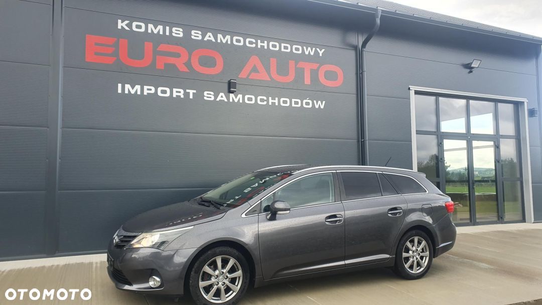 Toyota Avensis 2.0 D-4D Premium - 1