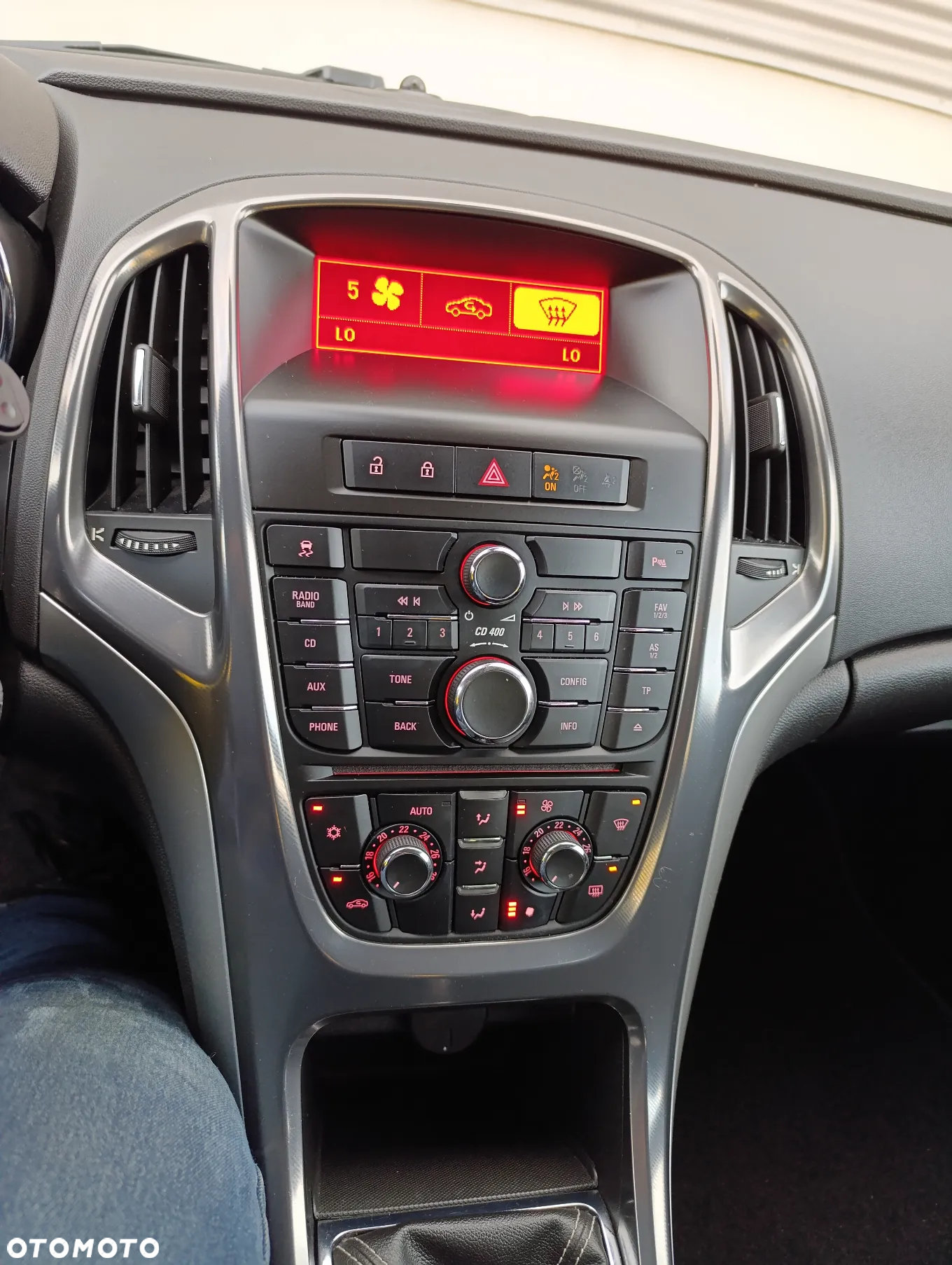 Opel Astra 1.4 Turbo Innovation - 23