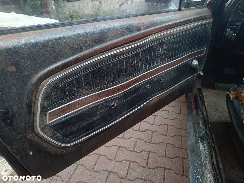 Ford Mustang - 8