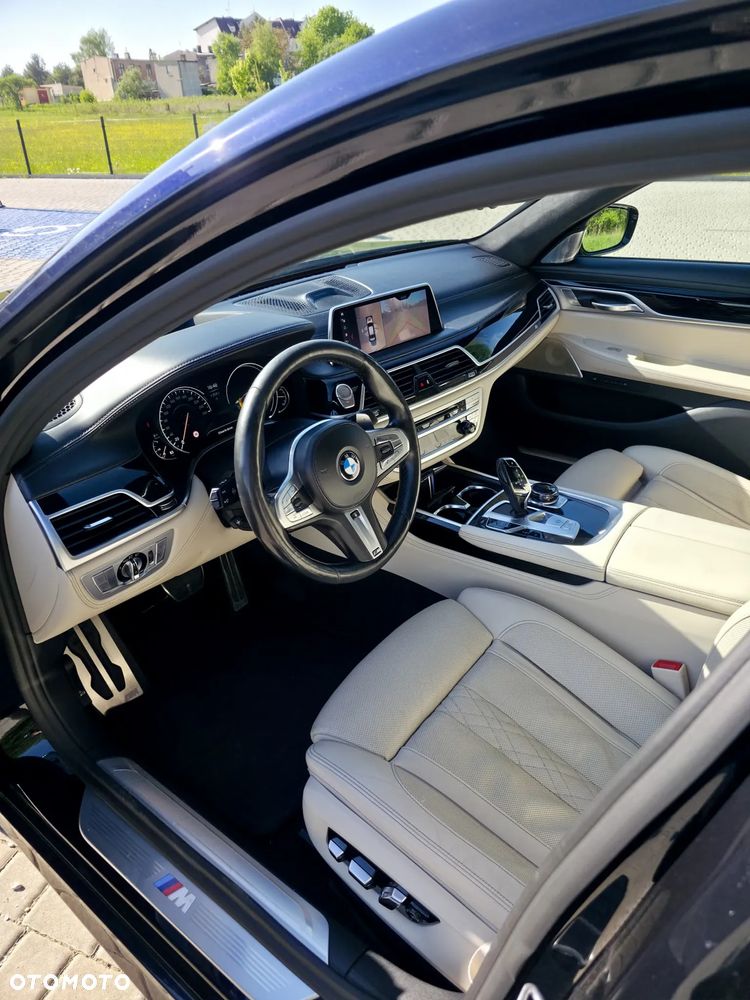 BMW Seria 7 750Ld xDrive - 11