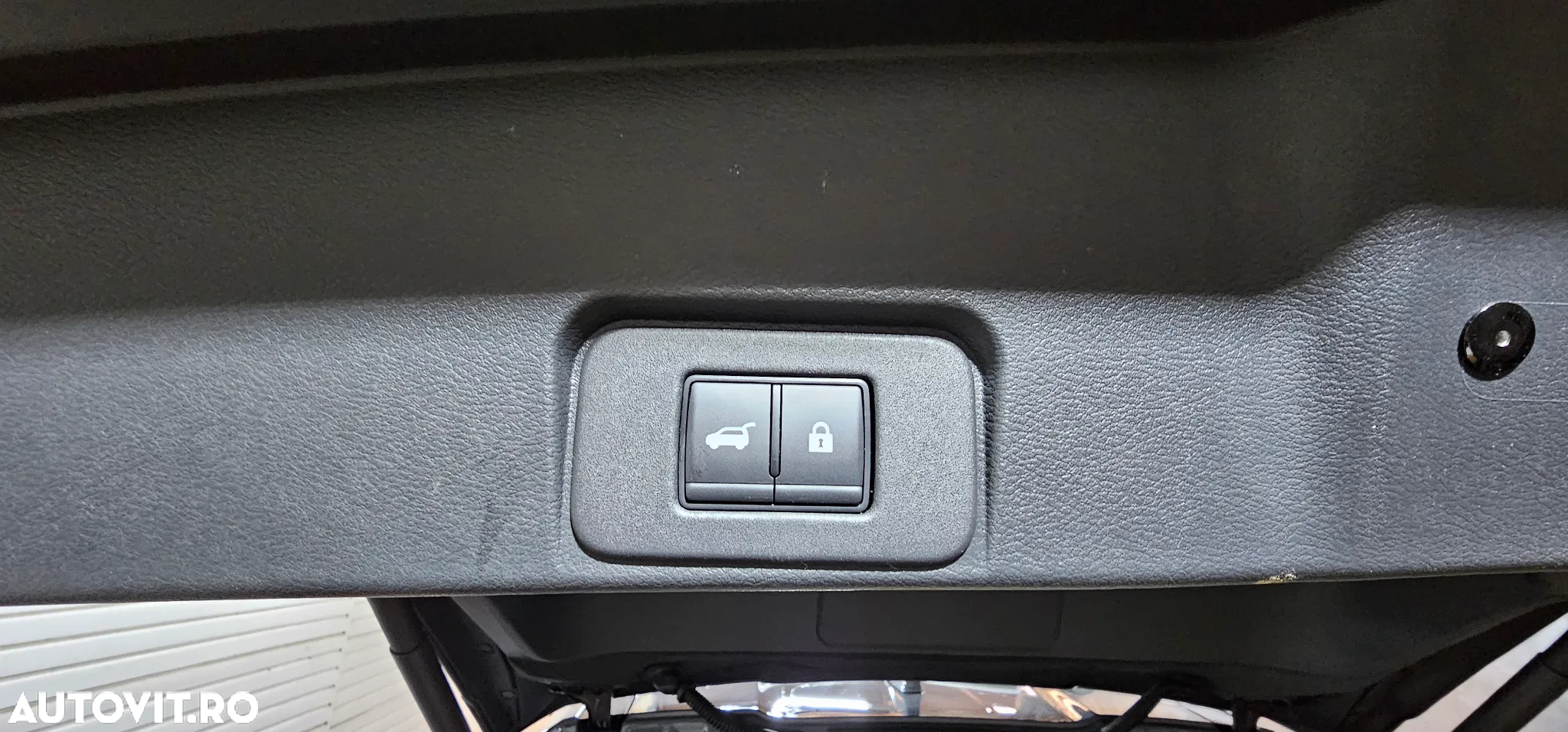 Nissan X-Trail - 2