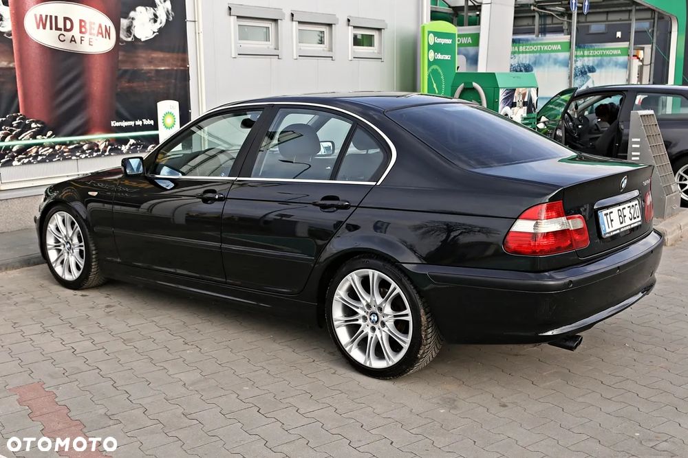 BMW Seria 3 320i - 24