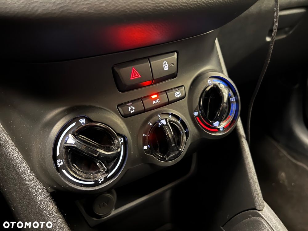 Peugeot 208 1.0 PureTech Access - 26