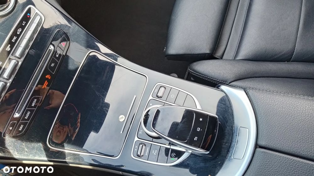 Mercedes-Benz Klasa C 200 7G-TRONIC Avantgarde - 20