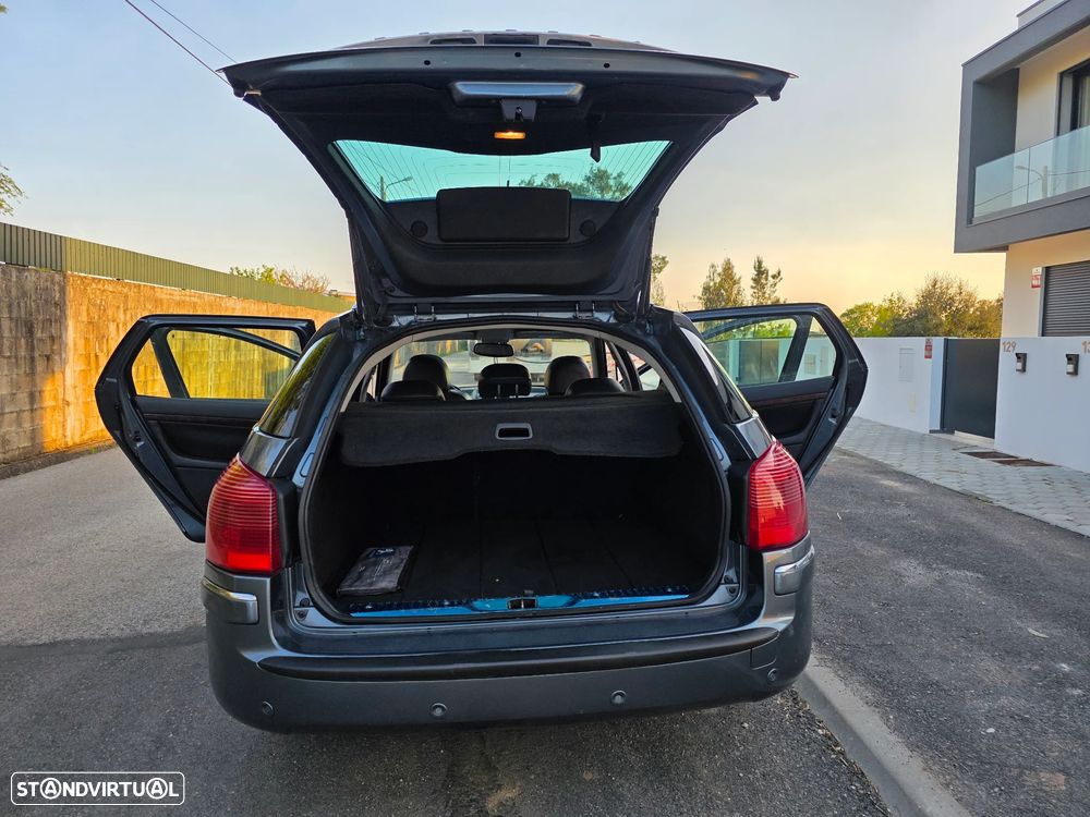 Peugeot 407 SW 2.2 HDi Executive - 7