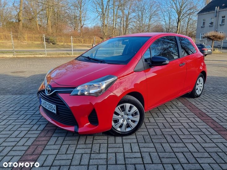 Toyota Yaris 1.0 Premium - 3
