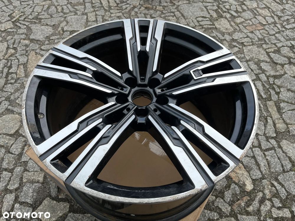 Felga BMW G70 Seria 7 5A19DF1 10,5 x 21 IS 44 1szt. 5x112 - 2