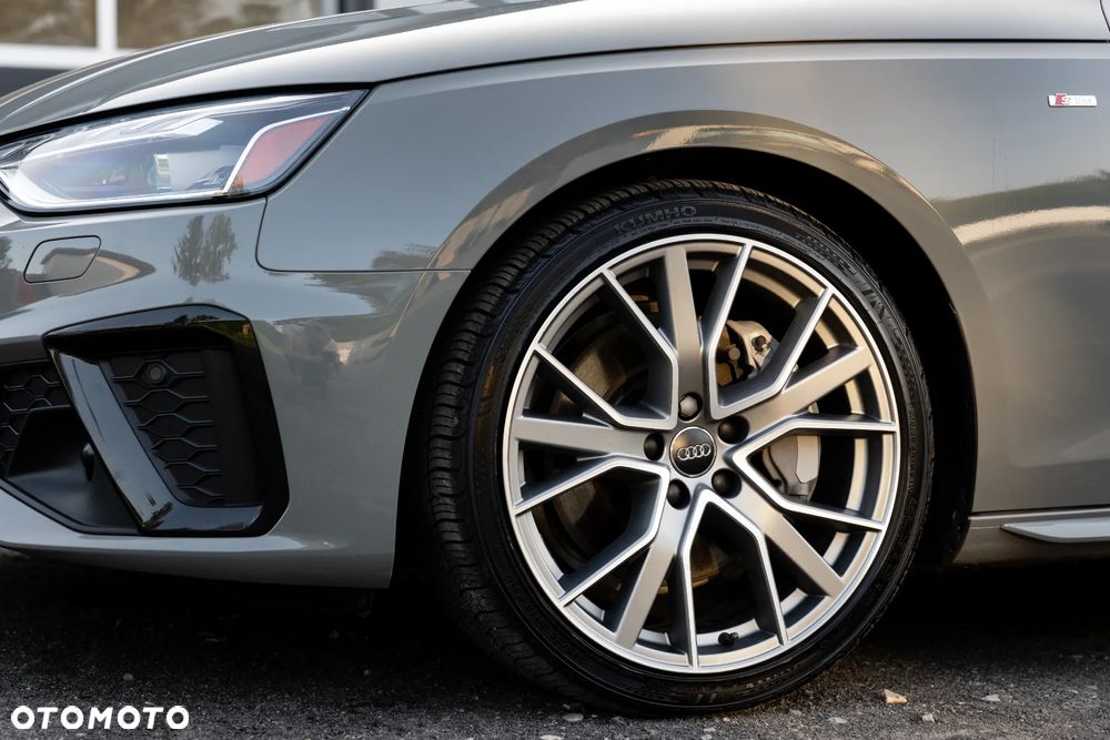 Audi A4 Limousine 45 TFSI quattro S tronic S line - 4