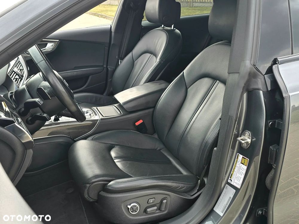 Audi RS7 Sportback - 12