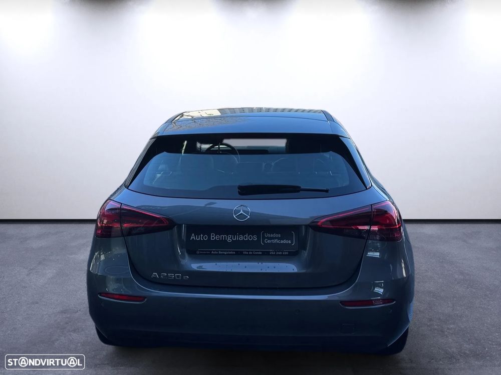 Mercedes-Benz A 250 e 8G-DCT Progressive Advanced - 13
