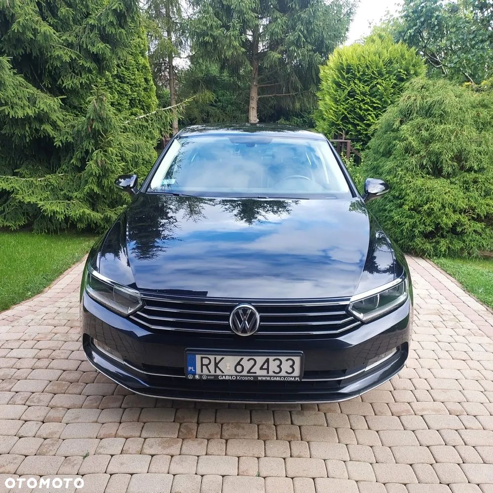 Volkswagen Passat 2.0 TDI (BlueMotion Technology) DSG Highline - 3
