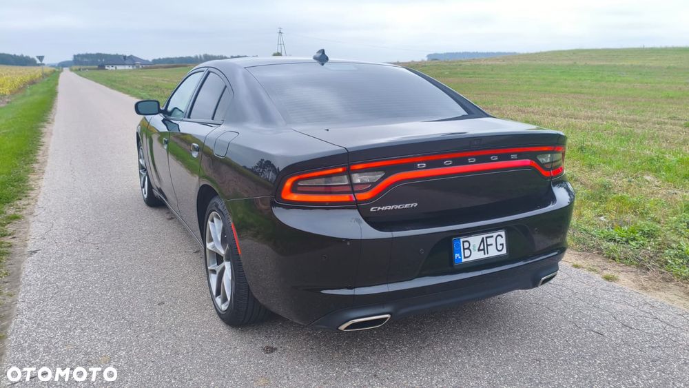 Dodge Charger - 6