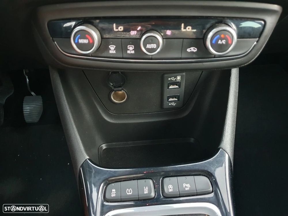 Opel Crossland X 1.2 T Ultimate - 37