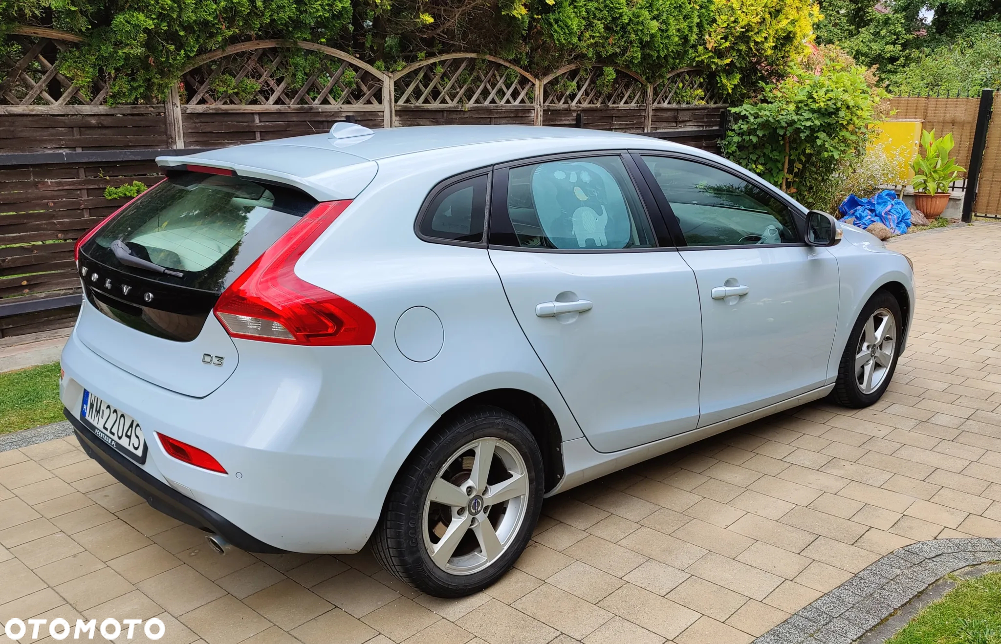 Volvo V40 D3 Momentum - 4