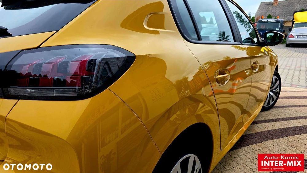 Peugeot 208 - 17