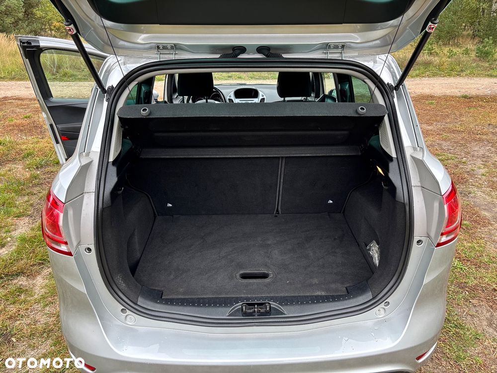 Ford B-MAX - 28