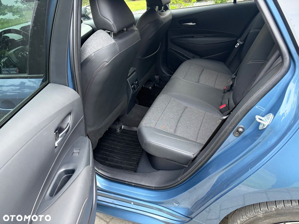 Toyota Corolla 1.8 Hybrid Executive - 30