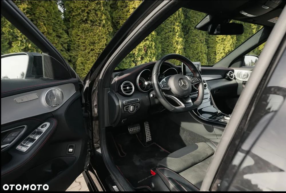 Mercedes-Benz Klasa C AMG 43 4-Matic - 9